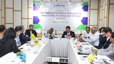 ‘কর নীতির কাঠামো পরিচালনা: গুরুত্বপূর্ণ খাতগুলোর জন্য প্রভাব ও অগ্রাধিকার’ শীর্ষক আলোচনা