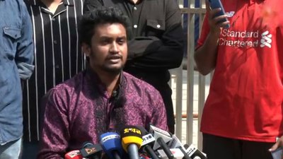 সংবাদ সম্মেলনে কথা বলছেন মো. মুশতাক তাহমিদ