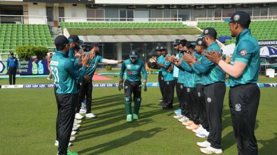 গার্ড অব অনার দেওয়া হয় মুশফিককে
