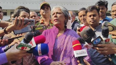 বক্তব্য দিচ্ছেন সমাজকল্যাণ উপদেষ্টা শারমীন এস মুরশিদ
