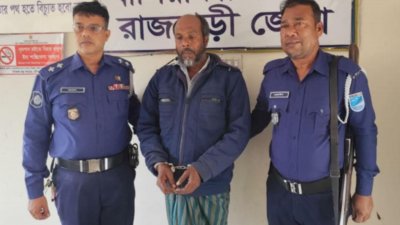 গ্রেফতার জহুর মোল্লা
