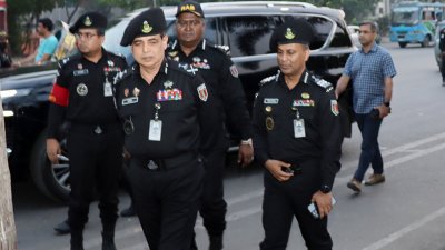 নিরাপত্তা ব্যবস্থা পরিদর্শনে র‍্যাবের ডিজি শহিদুর