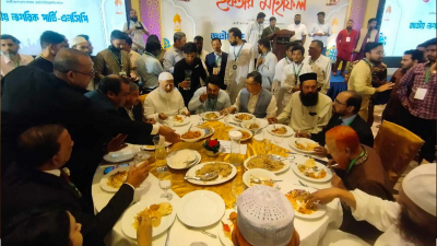 জাতীয় নাগরিক পার্টির ইফতার মাহফিলে অতিথিরা