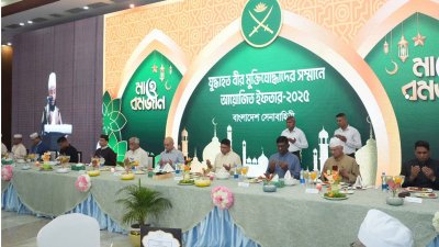 অনুষ্ঠানে উপস্থিত অতিথিরা (ছবি: আইএসপিআর)