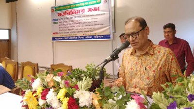 মতবিনিময় সভায় বক্তব্য রাখছেন প্রাথমিক ও গণশিক্ষা উপদেষ্টা অধ্যাপক ডা. বিধান রঞ্জন রায় পোদ্দার