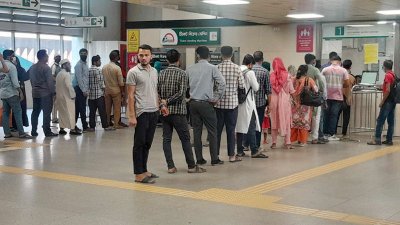 স্টাফরা কাজে যোগ দেওয়ায় স্বাভাবিক হয়েছে মেট্রোরেলের কার্যক্রম
