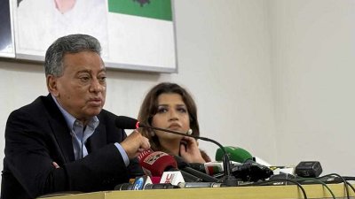 সংবাদ সম্মেলনে আমির খসরু মাহমুদ চৌধুরী