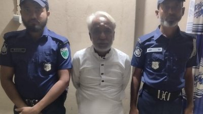 গ্রেফতার চেয়ারম্যান