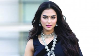 নুসরাত ফারিয়া
