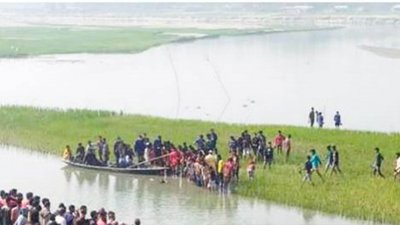 কুড়িগ্রামে ধরলা নদী থেকে অজ্ঞাত যুবকের (৩২) ভাসমান লাশ উদ্ধার করেছে পুলিশ
