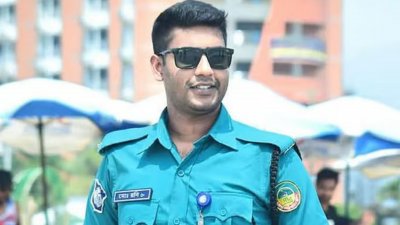 পুলিশের কনস্টেবল রনি সিকদার