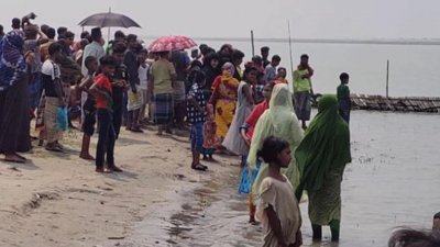 জামালপুরের ইসলামপুরে যমুনা নদীতে যাত্রীবাহী নৌকাডুবির ঘটনায় একজনের লাশ উদ্ধার