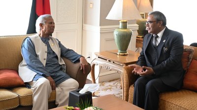 প্রফেসর মুহাম্মদ ইউনূসের সঙ্গে বিমসটেক মহাসচিব ইন্দ্র মণি পান্ডে