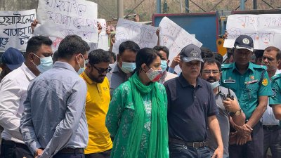 মাতুয়াইলে স্যানিটারি ল্যান্ডফিল (ময়লার ভাগাড়) এলাকা পরিদর্শনে সৈয়দা রিজওয়ানা হাসান