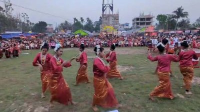 বৈসাবি মেলায় সাংস্কৃতিক অনুষ্ঠান