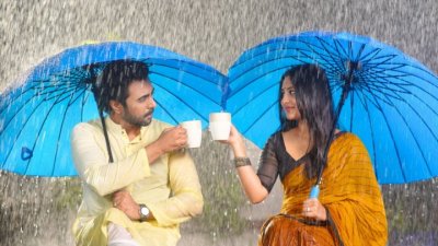 একটি দৃশ্যে অপূর্ব ও নীহা