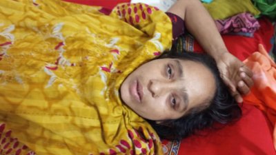 শয্যাশায়ী তাহমিনা বেগম