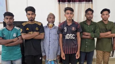 উদ্ধার ছয় শ্রমিক