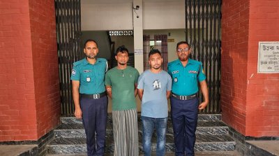 পুলিশের হেফাজতে গ্রেফতার ব্যক্তিরা