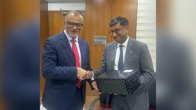 বাণিজ্য উপদেষ্টার সঙ্গে বৈঠকে কানাডার ইন্দো-প্যাসিফিক বাণিজ্য প্রতিনিধি