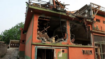 পাকিস্তানের মুজাফফরাবাদে ভারতের ক্ষেপণাস্ত্র হামলা। ছবি: রয়টার্স।