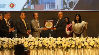ইঞ্জিনিয়ার্স ডে উদযাপন অনুষ্ঠানে প্রধান অতিথি ছিলেন বেবিচক চেয়ারম্যান এয়ারভাইস মার্শাল মঞ্জুর কবীর ভূঁইয়া