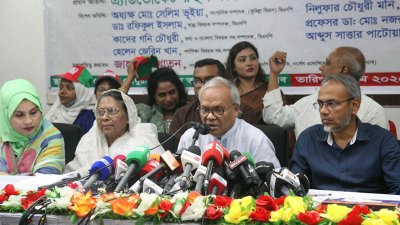 বক্তব্য দিচ্ছেন রুহুল কবির রিজভী