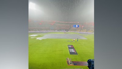 বৃষ্টিতে পরিত্যক্ত ম্যাচ, কলকাতার বিদায়