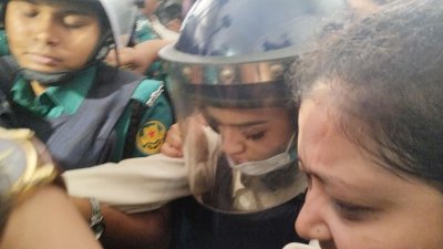 কারাগারে নুসরাত ফারিয়া