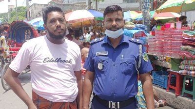 গ্রেফতার চালক