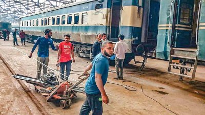 কারখানাটিতে বর্তমানে রয়েছে ২৭টি শপ