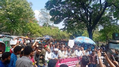 এক সপ্তাহের আল্টিমেটাম দিয়ে কর্মসূচি সমাপ্ত ঘোষণা করেছে জুলাই মঞ্চ ও বিপ্লবী ছাত্র আন্দোলন