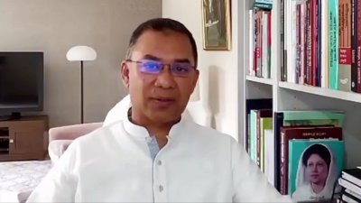 ‘তারুণ্যের রাজনৈতিক অধিকার প্রতিষ্ঠার সমাবেশে’ লন্ডন থেকে ভার্চুয়ালি যুক্ত হয়ে বক্তব্য রাখছেন তারেক রহমান