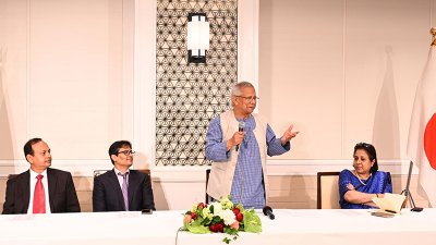 কথা বলছেন ড. মুহাম্মদ ইউনূস