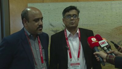 টোকিওতে সাংবাদিকদের কথা বলছেন প্রধান উপদেষ্টার প্রেস সচিব শফিকুল আলম