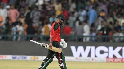 বাংলাদেশের ব্যাটিং বিপর্যয়ের মাঝে পড়েন লিটন