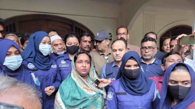 ডা. সেলিনা হায়াৎ আইভী (ফাইল ছবি)