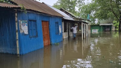 আখাউড়ার সীমান্তবর্তী গ্রামে প্লাবন