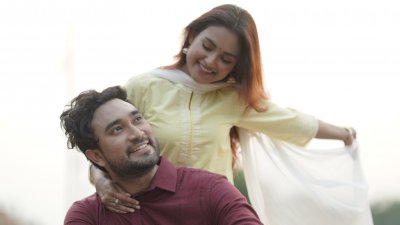 তটিনী ও জোভান
