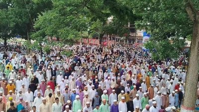 শোলাকিয়ায় ঈদের জামাত