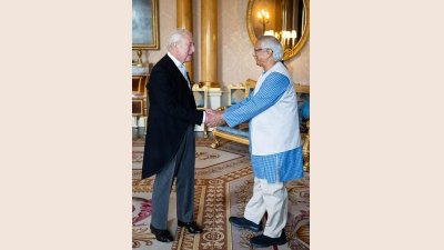 ব্রিটেনের রাজার সঙ্গে প্রধান উপদেষ্টা