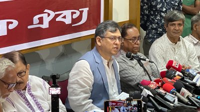 আলোচনা সভায় সালাহ উদ্দিন আহমেদ