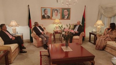 ব্রাজিলের রাষ্ট্রদূত  পাওলো ফার্নান্দো ডায়াস ফেরেসের সঙ্গে বৈঠকে বিএনপির নেতারা