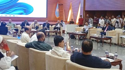 রাজনৈতিক দলের সঙ্গে জাতীয় ঐকমত্য কমিশনের আলোচনা চলছে