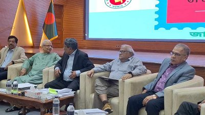 রাজনৈতিক দলগুলোর সঙ্গে জাতীয় ঐকমত্য কমিশনের দ্বিতীয় ধাপের সংলাপ চলছে