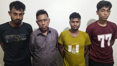 গ্রেফতার চার আসামি