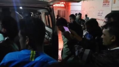 বর্তমানে দুজন হাসপাতালে ভর্তি