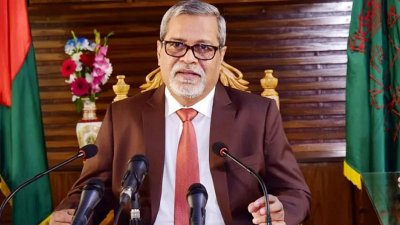 সাবেক প্রধান নির্বাচন কমিশনার (সিইসি) কে এম নুরুল হুদা (ছবি: সংগৃহীত)