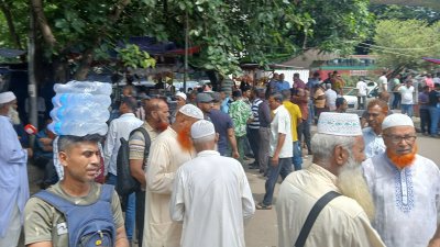শাহবাগে চাকরিচ্যুত বিডিআর সদস্যরা