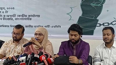 কথা বলছেন সামান্তা শারমিন